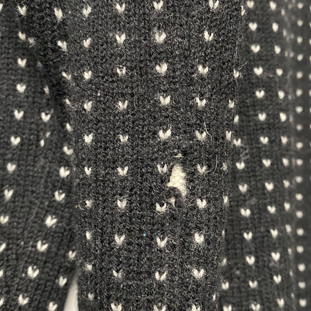 Lululemon Sweater - Picture 4 of 7